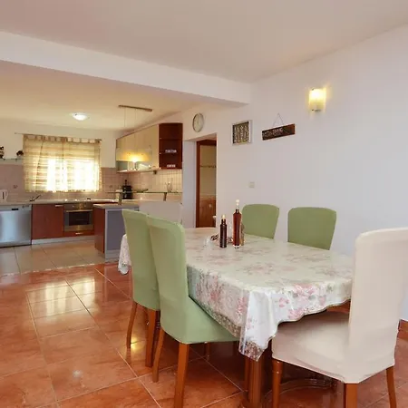 Tatil Evi House Lana *