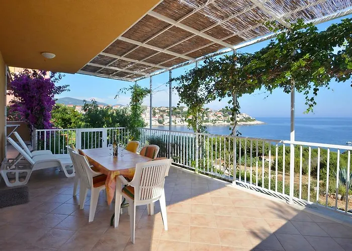 Nyaraló House Lana