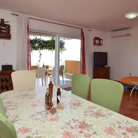Ferienhaus House Lana *