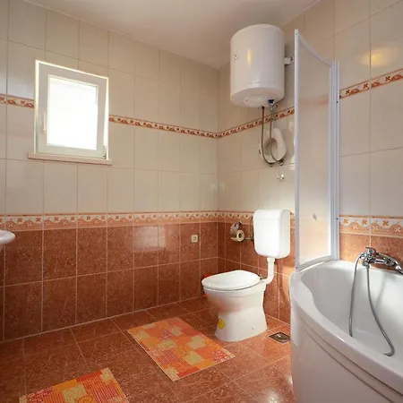 House Julije