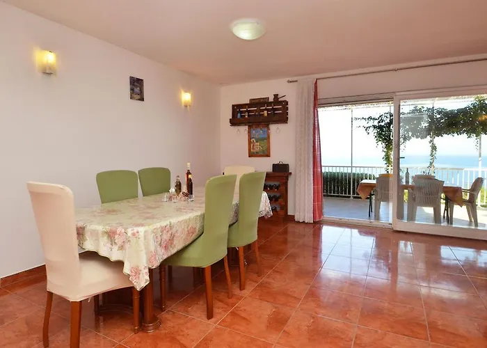 בית נופש House Lana