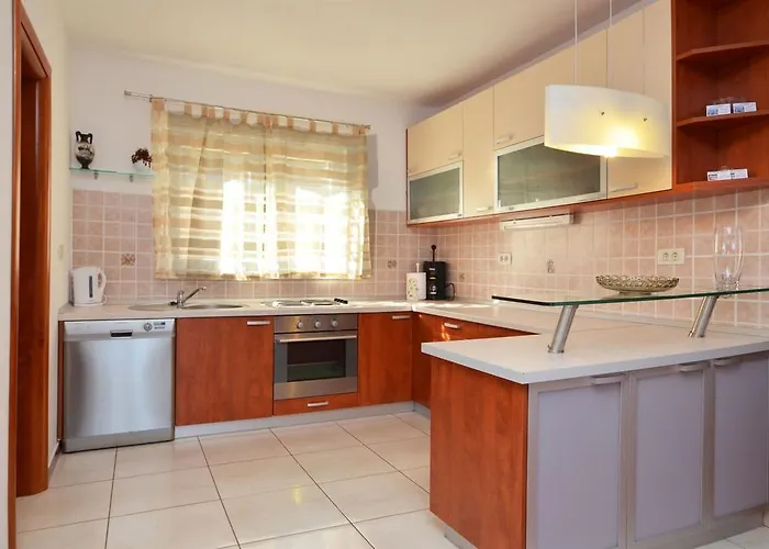 House Lana בית נופש זבלטיצה