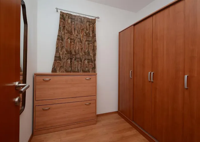 בית נופש House Lana *